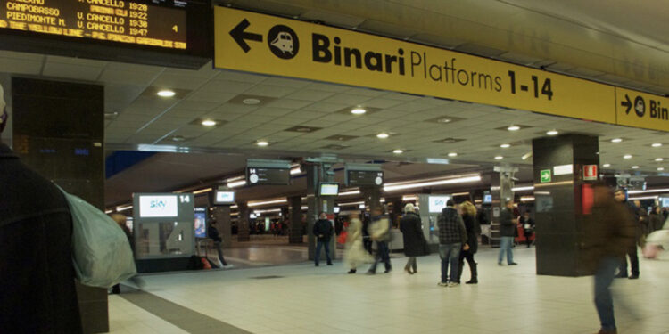 Një shqiptar në kërkim arrestohet në Stacionin Qendror të Napolit, ja si u zbulua nga Policia