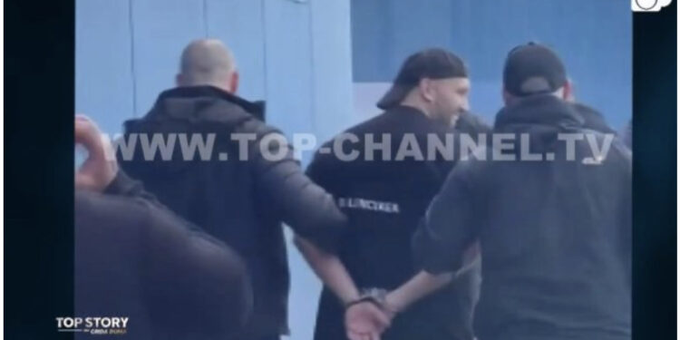 Dalin pamjet e arrestimit të Liam Mandiaro në BBV nga policia, 5 efektivë brenda BBV