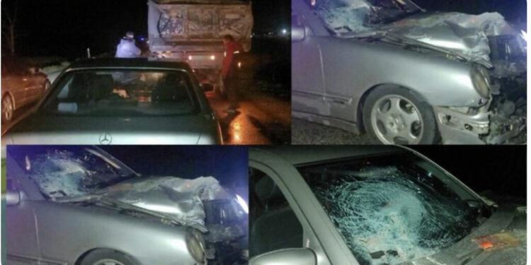 Goma e kamionit bëhet shkak i një aksidenti në rrugën Lushnje-Berat, 13-vjeçari në gjendje të rëndë