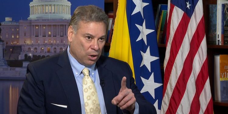 “Me Kurtin kemi problem komunikimi”, Escobar: Zbatimi i vendimit të BQK-së, katastrofik dhe jokompetent