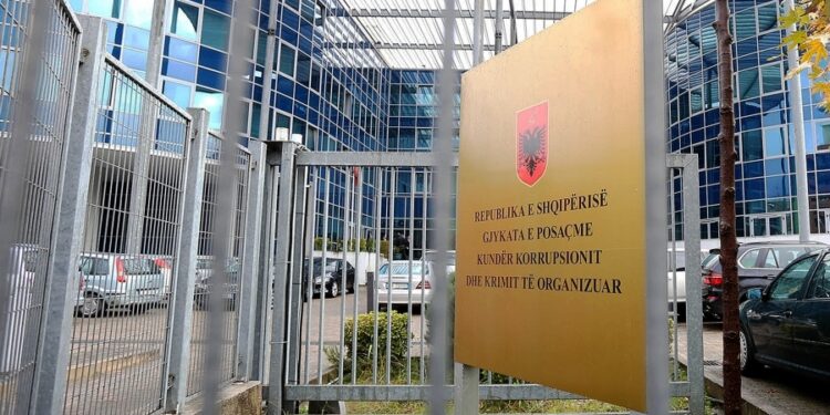 Raporti/ 22 kryetarë bashkie në SPAK