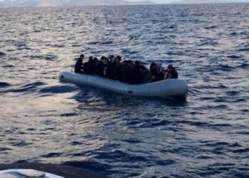 Fundoset varka me emigrantë në brigjet e Turqisë, 8 të vdekur