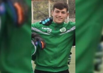 “Djalë i mrekullueshëm!” Ish-trajneri i 19-vjeçarit që u vra në Fier prek me dedikimin: Rrezatonte vetëm mirësi dhe dashuri