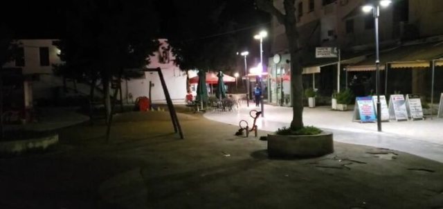 Rrihet brutalisht kamarieri 17-vjeçar në Berat, policia shoqëron 12 persona