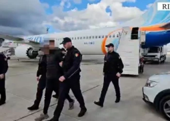 Policia e shtetit mashtron/ Bruno Çobo kërkoi vet të ekstradohet në Shqipëri nga Dubai. Ja dokumentat