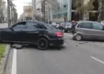 Aksident i rëndë në Durrës, përfshihen 3 makina