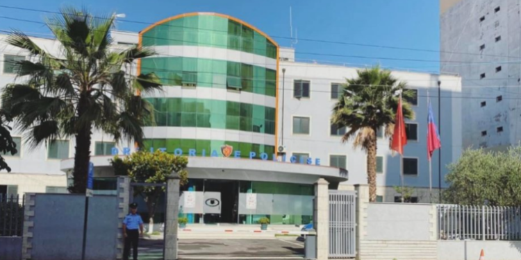 Të shtëna me armë zjarri në Durrës, plagoset 36-vjeçari, autori në arrati