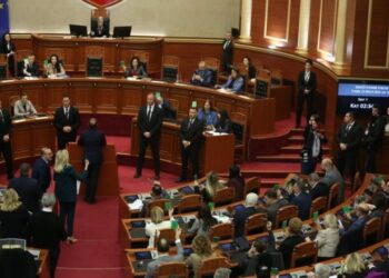 Kuvendi mblidhet në seancë plenare, opozita pritet të vijojë skenarin bllokues të punimeve! Çfarë pritet të ndodhë sot