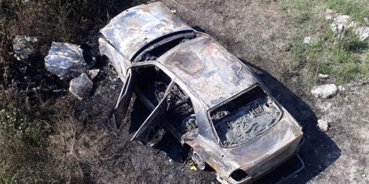 Ekzekutimi i Gentjan Bejtjas, gjendet një makinë e djegur afër vendit të ngjarjes