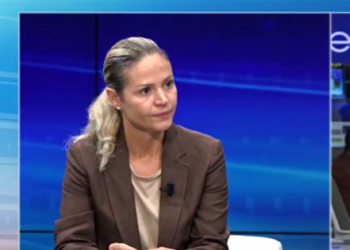 Rrjeti i gazetarëve profesionist shqiptar në mbështetje të Ola Xamës: Dënojmë sulmet ndaj saj