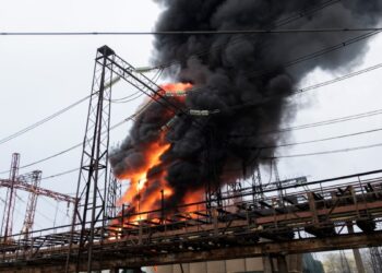 Lufta/ Rusia sulmon me raketa sektorin ukrainas të energjisë