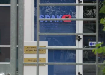 Dhjetë llogari bankare, apartamente dhe makina, SPAK sekuestron pasuritë e dy trafikantëve