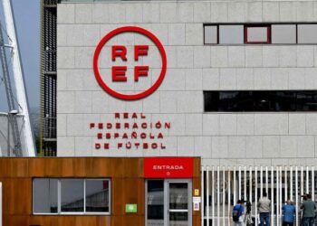Bastiset federata spanjolle e futbollit dhe disa shtëpi/ 7 të arrestuar për korrupsion dhe pastrim parash