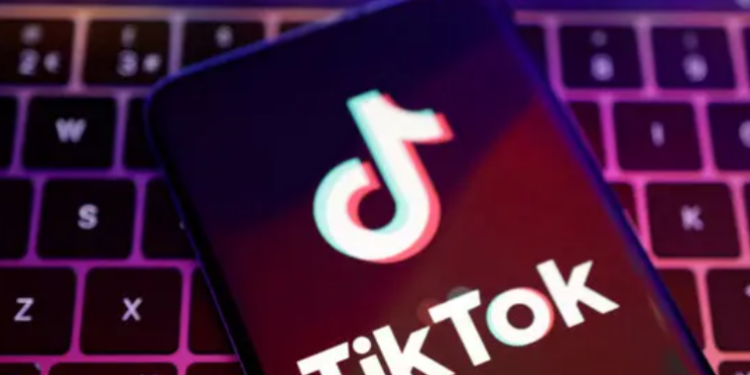 Dhoma e Përfaqësuesve në SHBA voton projektligjin që ndalon Tik-Tok