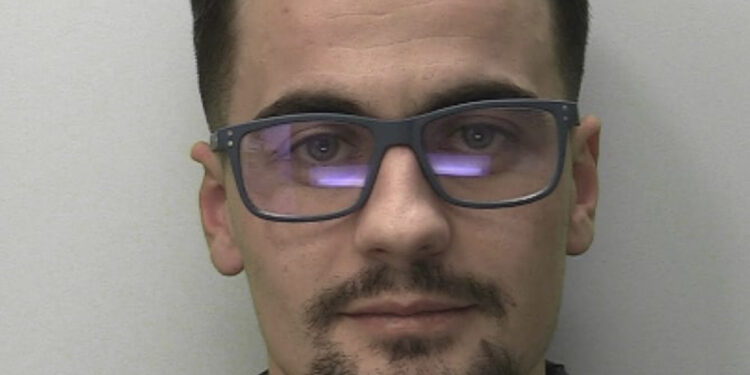 “Jam nga Greqia”/ Korrieri shqiptar i kokainës dënohet me mbi 2 vite burg. Pas dënimit e pret…