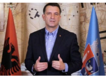 Veliaj i trembur nga SPAK kërcënon Ramën: Nuk e dija ç’bënin drejtorët