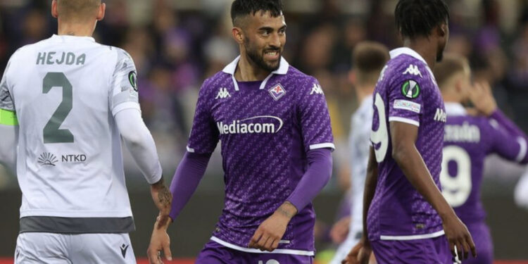 Liga e Konferencës, Fiorentina kalon në gjysmëfinale