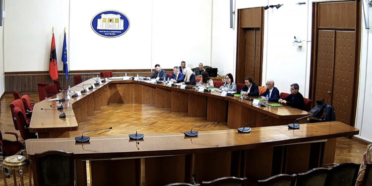 PPP-të në shëndetësi/ PS shmang opozitën: Do hetojmë vetë qeveritë Rama dhe Berisha