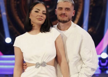 ‘Komentonin kur e kemi ngjizur’, Sara: Sipas mjekes jam 7 javëshe shtatzënë, bebushi ka ardhur mes nesh në këto data