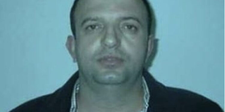 Goditja e grupit që trafikonte emigrantë, ish-kryekomunari i Kasharit ndihmonte regjistrimin në gjendjen civile!