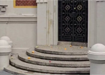 Mollë drejt bashkisë, protestuesit: Ta shporrim mafiozin, pastaj e ka radhën Rama