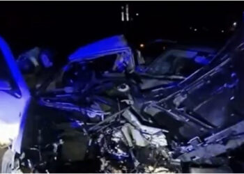 Aksident tragjik! 71-vjeçari brenda në makinë, përplaset për vdekje nga kamioni