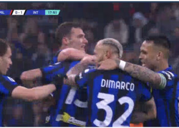 VIDEO/ ‘Pllakos’ heshtja te kuqezinjtë, Acerbi kalon Interin në avantazh