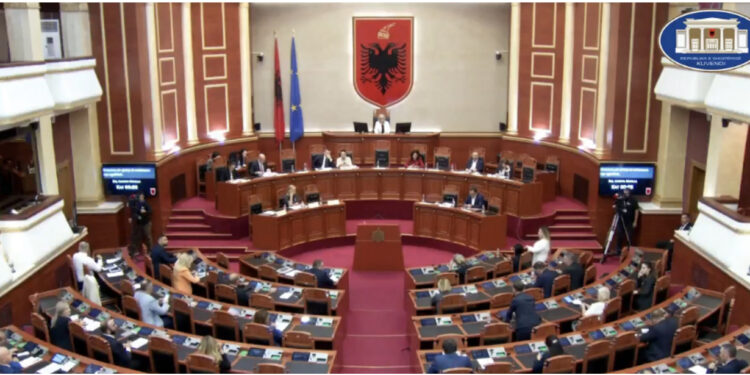 Miratohet Amnistia Penale me 116 vota pro dhe 1 kundër