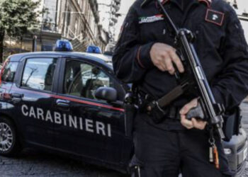 U kap mat nga policia duke shpërndarë, në pranga 24-vjeçari shqiptar