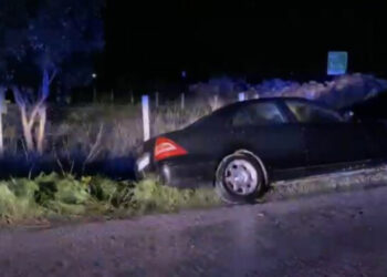 Aksident në Fier/ Shoferi tap në timon zhytet në kanalin me ujë