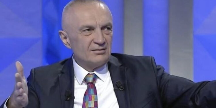 Trondit Ilir Meta: Meta: Gjatë fushatës më kanë rrëmbyer djalin 17 vjeç, në Fier i ranë çunit me lopata në kurriz