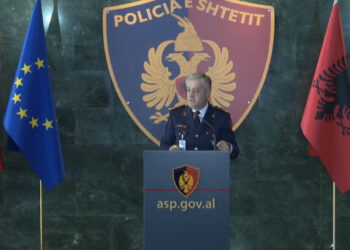 5 mijë Euro për emigrant, 26 të arrestuar, mes tyre 4 policë, 1 milion Euro cash