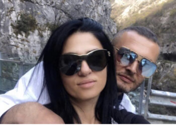 Vrau gruan një dit më parë, ndërron jetë nëna e autorit