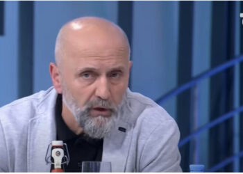 “Bëhuni gati” – Alfred Cako: Do na zhdukin me bomba me neutron, që të bëjnë të vdesësh brenda pak kohësh