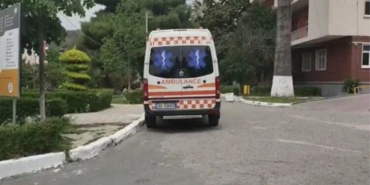 Po punonte në fabrikën e tullave në Durrës, ndërron jetë 40-vjeçari