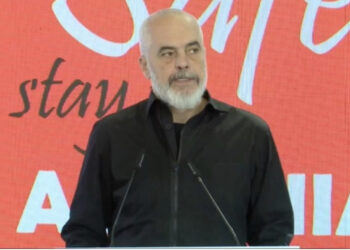 Rama: Deri në 2030-tën Shqipëria mund të arrijë në 30 milionë turistë