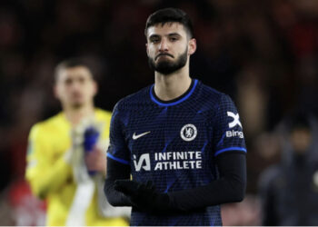 Chelsea nxjerr 11 lojtarë në shitje, mes tyre edhe Armando Broja