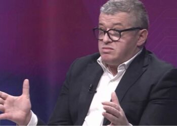 Komisioni i Medias, “Rrokullisja” e pandave dhe një refleksion mbi mungesën e Shogun Pezës