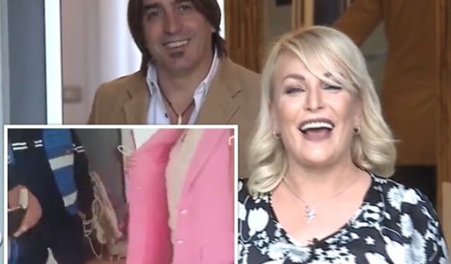 VIDEO/ Maja hyn në banesë duke thyer derën, ish-bashkëshorti e filmon. Mbërrin policia