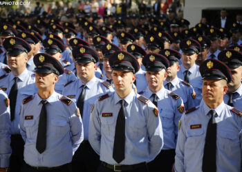 Shkelet ligji për gradat në policinë e shtetit, urdhëri i drejtorit të përgjithshëm del mbi ligjin/ hiqet një fazë testimi për të ”bërë para”