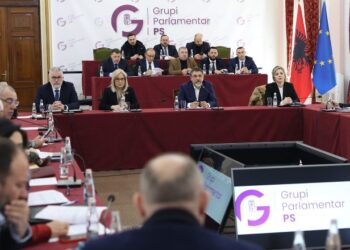 Naço të enjten interpelancë në Kuvend me Niko Peleshin, Çuçi mbledh grupin e PS