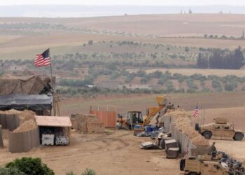 Iraku lëshon pesë raketa drejt bazës ushtarake amerikane në Siri