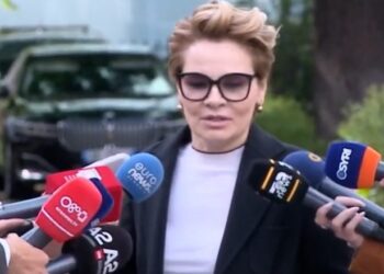 Kryemadhi reagon pas deklaratave të Metës: Më ka sulmuar si politikane, jo si bashkëshorte