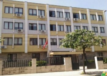 Legalizuan pallatin pa leje në Lezhë, Prokuroria dërgon për gjykim 4 zyrtarët e Kadastrës