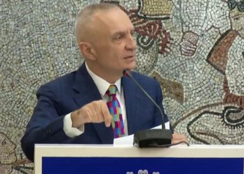 “Dikur e bëra ministre, sot nuk vjen në mbledhje”, Ilir Meta i përgjigjet Kryemadhit: Pse nuk erdhi shoqja jote, nepotizmi e la jashtë