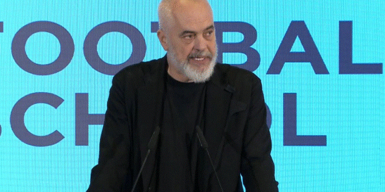 Akademia e Manchester City në Durrës, Rama: Duam që të mblidhet ajka e talentit