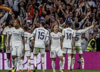 Ishte gol apo jo? El Clásico vazhdon me polemikat! Reali prek titullin