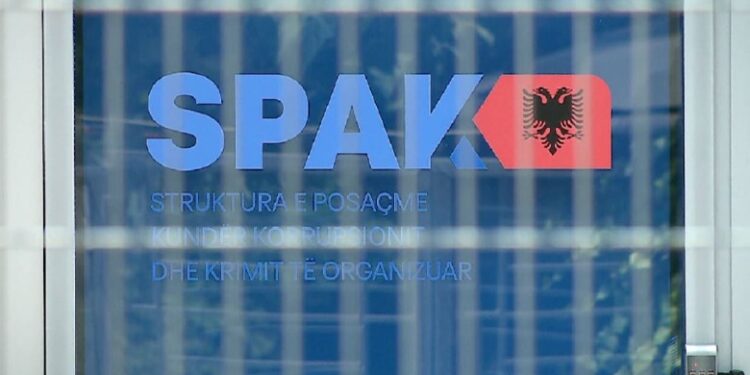 Pronat e ushtrisë, në pyetje ushtarakë e ish zyrtarë! Në SPAK dhe një biznesmen