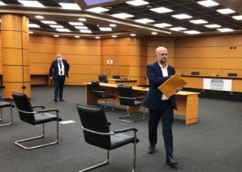 Probleme me pasurinë/ Vetingu shkarkon përfundimisht prokurorin Ardian Braho