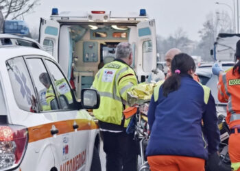 Makina përplas gruan e moshuar, vdes në spital